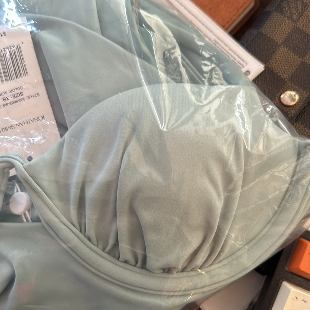 (55) Brand new with tags Jonathan Simkhai Laine underwire bathing suit in surf - Picture 4 of 5